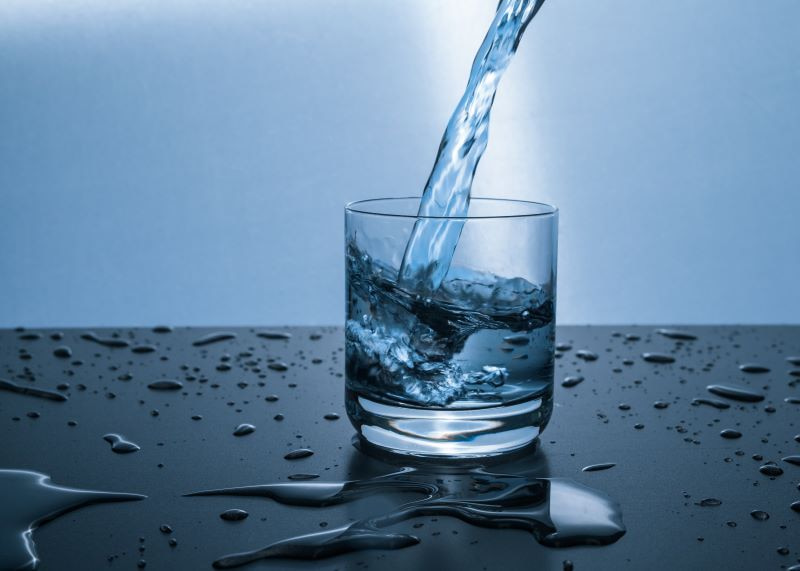 Uống nước ion kiềm cũng là cách hữu hiệu để ngăn ngừa tình trạng stress oxy hóa